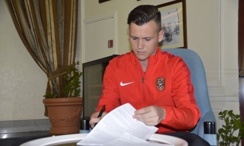 «Шахтер» подписал чешского полузащитника