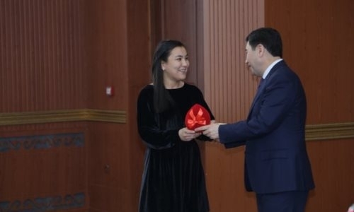 Медалистке Олимпийских игр в Рио подарили квартиру в Караганде