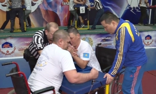 В Талдыкоргане стартовал чемпионат республики по армрестлингу