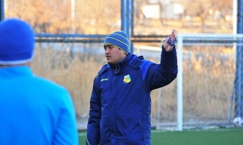 «Ребята бились до конца и проявили характер». Тренер «Каспия» — о «камбэке» в матче с «Кыраном»