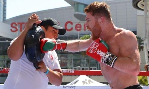 «Его видят допинговым мошенником». Что «Канело» сделал со своей репутацией из-за боя с Головкиным