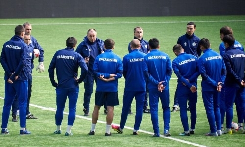 Стоилов пообещал молодых футболистов в основе на матч с Венгрией