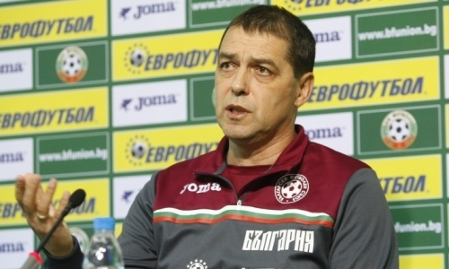 «Стоилов всегда был известен тем, что говорит то, что видит». Наставник сборной Болгарии — о матче с Казахстаном