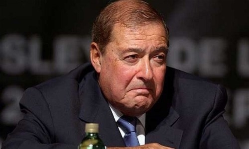 «Отмазки „Канело“ про мясо звучат в духе „мою домашку съела собака“». Арум — о допинге соперника Головкина