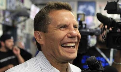 «Это выглядит смешно». Чавес-старший высказался об отстранении Альвареса перед реваншем с Головкиным