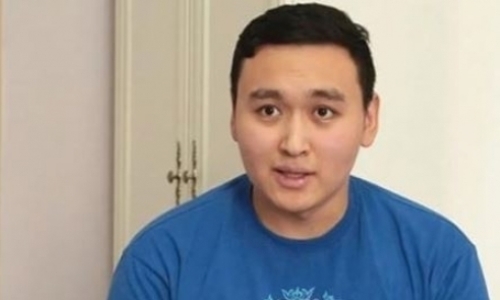 Лишившийся ноги футболист в соцсетях попросил у чиновников инвалидную коляску