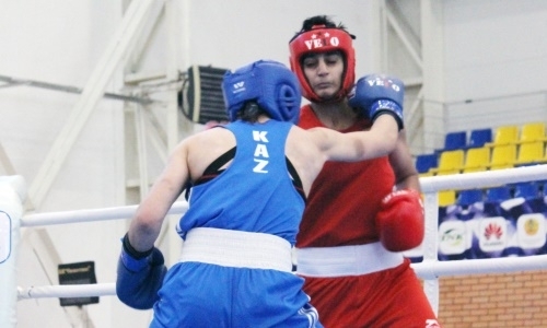 Фоторепортаж с первого дня международного турнира среди женщин на призы Марины Вольновой в Щучинске