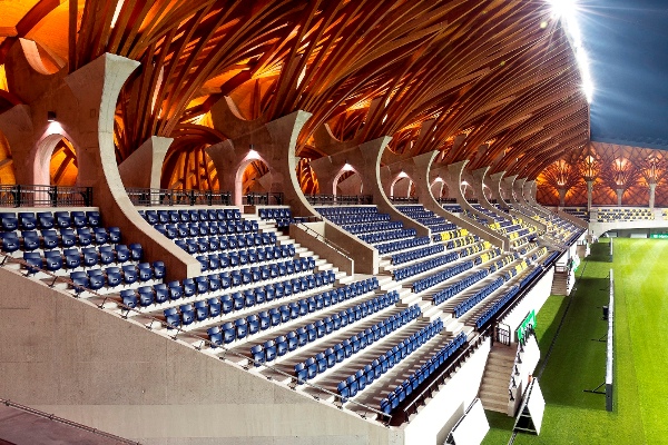 «Частично собор, частично музей». Чудесный стадион, на котором сыграет сборная Казахстана