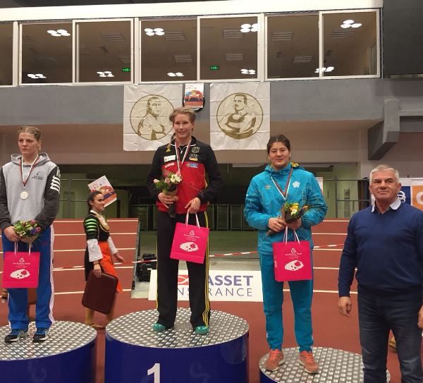 Казахстанки завоевали две медали на международном турнире в Болгарии