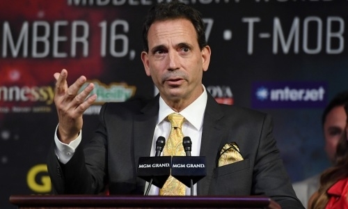 Промоутер Головкина раскрыл тайну переноса боя 5 мая на другую арену