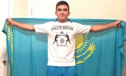 «Начал преследовать, выждал момент, закончил бой». Менеджер казахстанского нокаутера об очередной досрочной победе