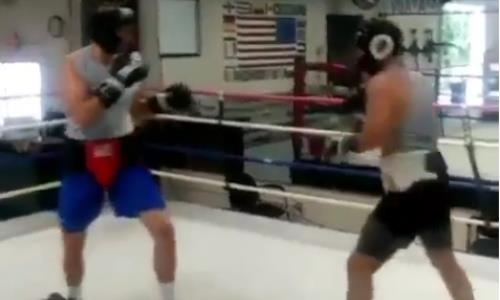 Видео спарринга Ивана Дычко