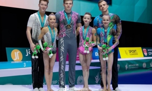 Казахстанские акробаты выиграли юниорский чемпионат мира