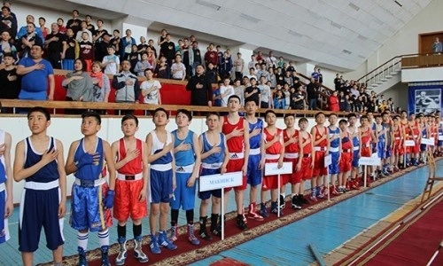 В Степногорске стартовал международный юношеский турнир