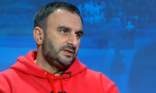 Агент Доуса назвал хоккеиста «Барыса» с «космическими условиями» контракта