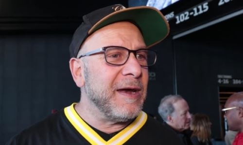 «Начинайте переговоры или отдавайте титул». Промоутер Деревянченко назвал крайний срок для Головкина