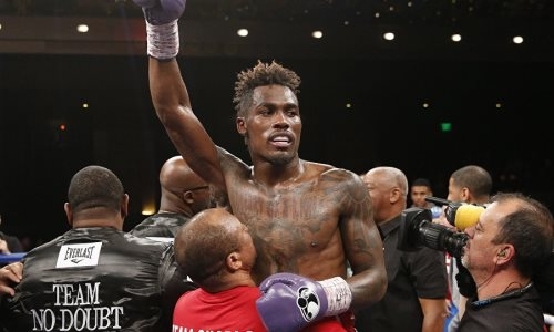 Чарло во втором раунде нокаутировал Сентено и стал претендентом на пояс Головкина