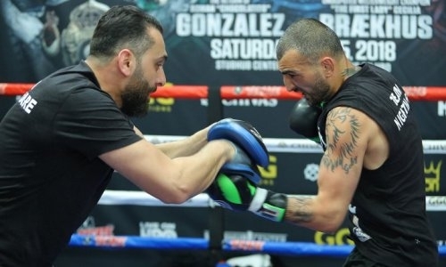 «Он начинает бить с самого начала». Тренер Мартиросяна пообещал Головкину Big Drama Show