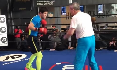 Полное видео открытой тренировки Елеусинова перед дебютом на профи-ринге