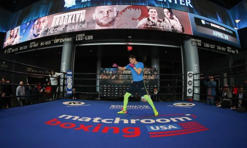 «Дебют в „Мекке бокса“ — это идеально». Елеусинов рассказал, когда планирует стать чемпионом мира