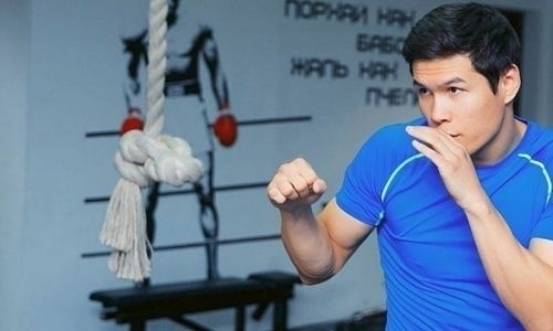 «Казахстанские бойцы — это вам не шутки!». Зарубежные фанаты ждут дебюта Елеусинова в профи