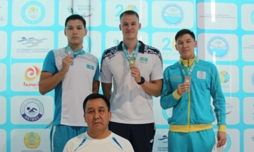Баландин завоевал пять золотых медалей на чемпионате Казахстана по плаванию