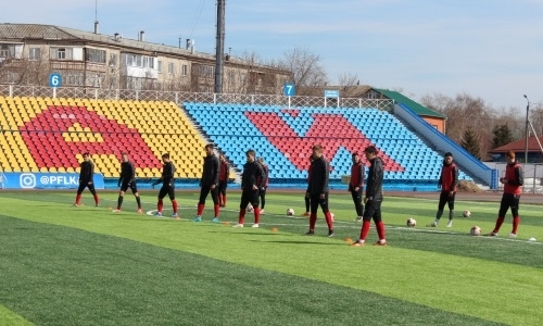 Фоторепортаж с тренировки «Кызыл-Жара СК»