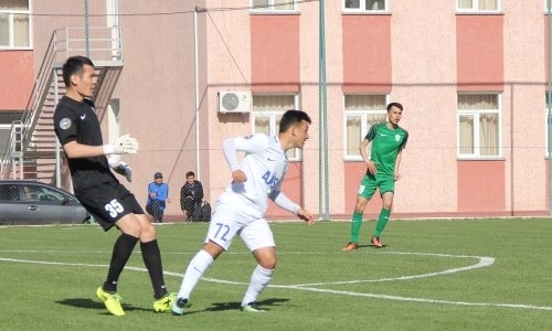 Фоторепортаж с матча Второй лиги «Ордабасы М» — «Атырау М» 2:1