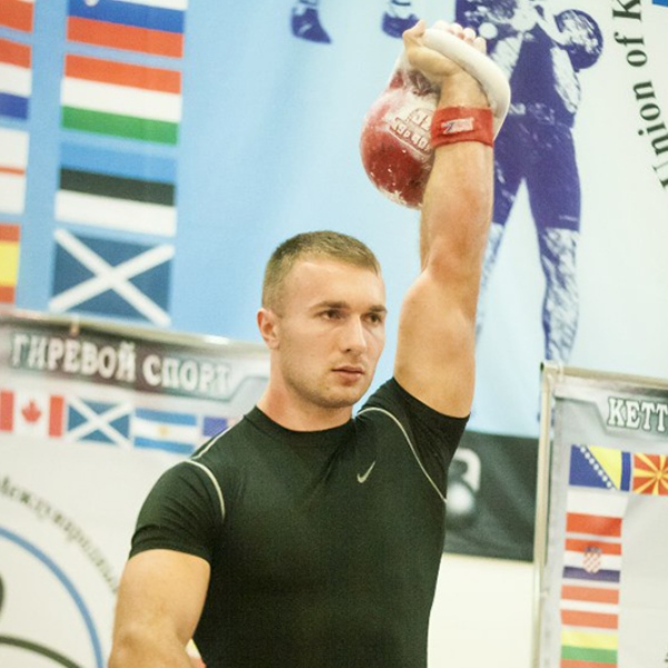 Рекордсмен Казахстана по гиревому спорту нацелен выиграть чемпионат Азии