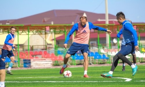 Фоторепортаж с предыгровой тренировки «Жетысу» в Атырау