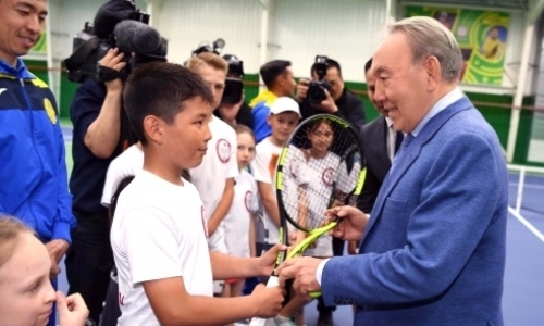 Нурсултан Назарбаев: «В каждом регионе должен быть теннисный центр мирового стандарта»