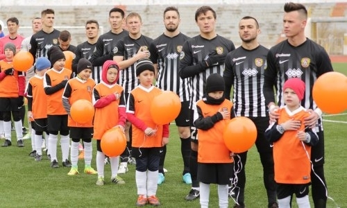 «Шахтер» и «Иртыш» имеют равные шансы на победу