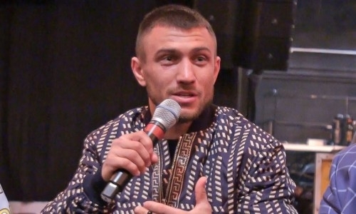 Ломаченко разрывной шуткой потроллил «Канело» за допинг перед боем с Головкиным