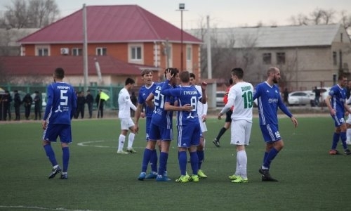Котировки букмекеров на пять матчей десятого тура КПЛ