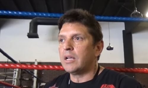 «Рематч не стоило отменять». Наставник чемпиона мира встал на защиту соперника Головкина «Канело»