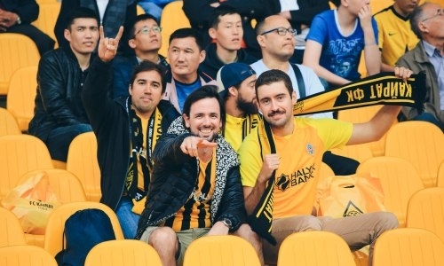 Матчи 11-го тура Премьер-Лиги посетили 27 000 зрителей