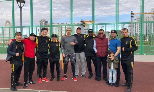 Кто готовит Шуменова к титульному бою в Астане