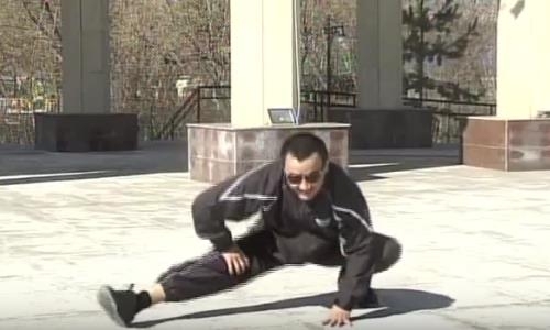 Жакиянов провел массовую зарядку в Петропавловске