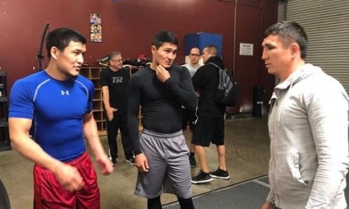 Казахстанские боксеры Климаса продолжают совместные тренировки в США
