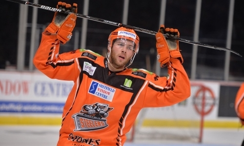 «Барыс» подписал лучшего защитника чемпионата мира