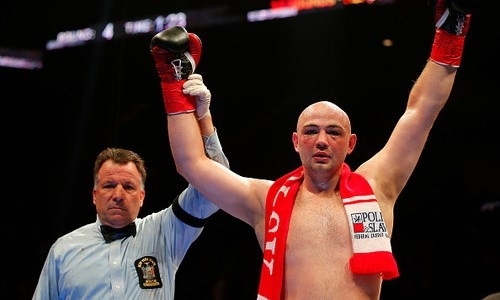 Промоутер Елеусинова сделал выгодное предложение непобежденному тяжеловесу