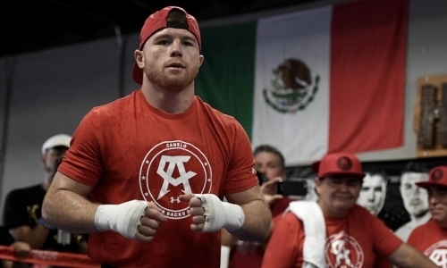 Назван наиболее вероятный соперник «Канело» в случае срыва боя с Головкиным