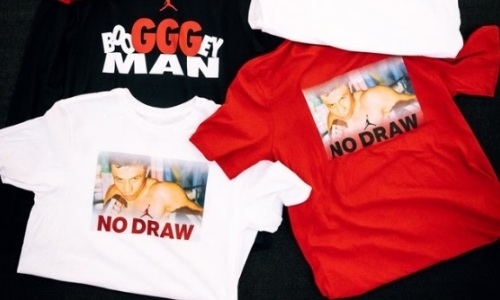 Головкин показал новые футболки со своими инициалами