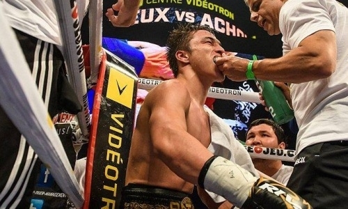 Видео тревожного момента, или Как Джукембаева первый раз послали на канвас