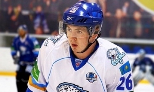 «Барыс» продлил контракт с нападающим сборной Казахстана