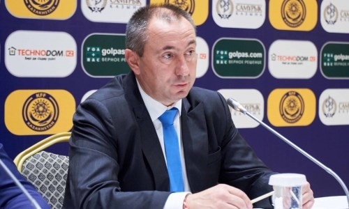 Стоилов проведет пресс-конференцию перед игрой с Азербайджаном