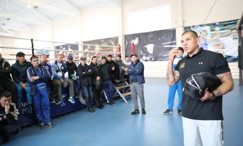 Тренеры разных стран делятся опытом на УТС в Астане