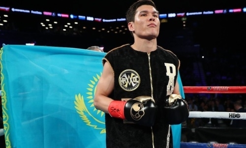 «Казахский гром» Елеусинов прилетел в Лондон на свой дебютный бой в Великобритании