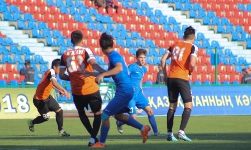 Фоторепортаж с матча Первой лиги «Тараз» — «Шахтер-Булат» 1:1