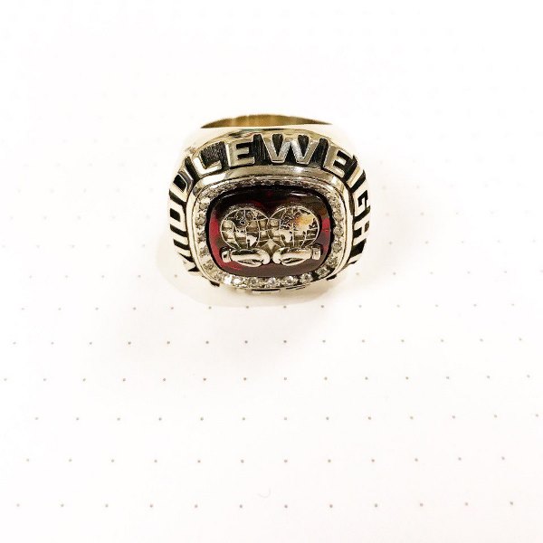 IBF презентовал Головкину специальный подарок перед боем 5 мая